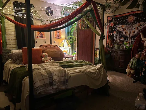 rearranged the bedroom a bit... now its time to work on the gallery wall (: