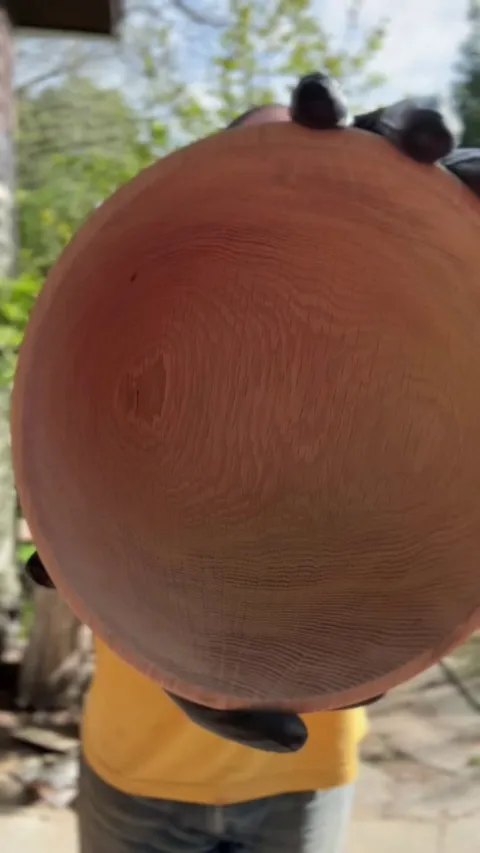 That first coat of oil on a pin oak bowl feels like a content creation cheat code