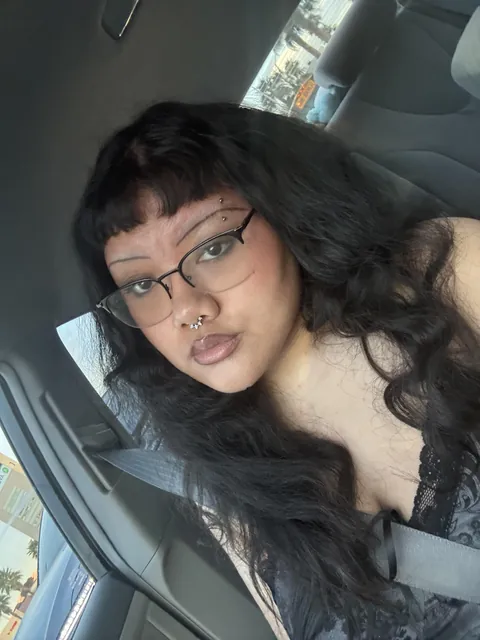 Found a new fave make up look, a men repellent one <3