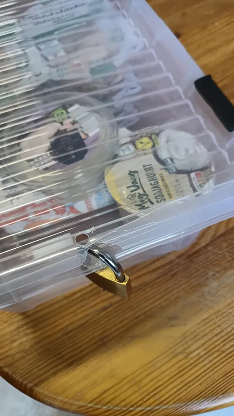 Someone broke into my food box. No one wants to be the thief. Of course not.