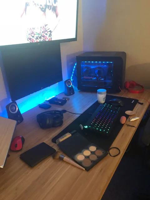 when your gf starts sleeping over more often. The disrespect is real.