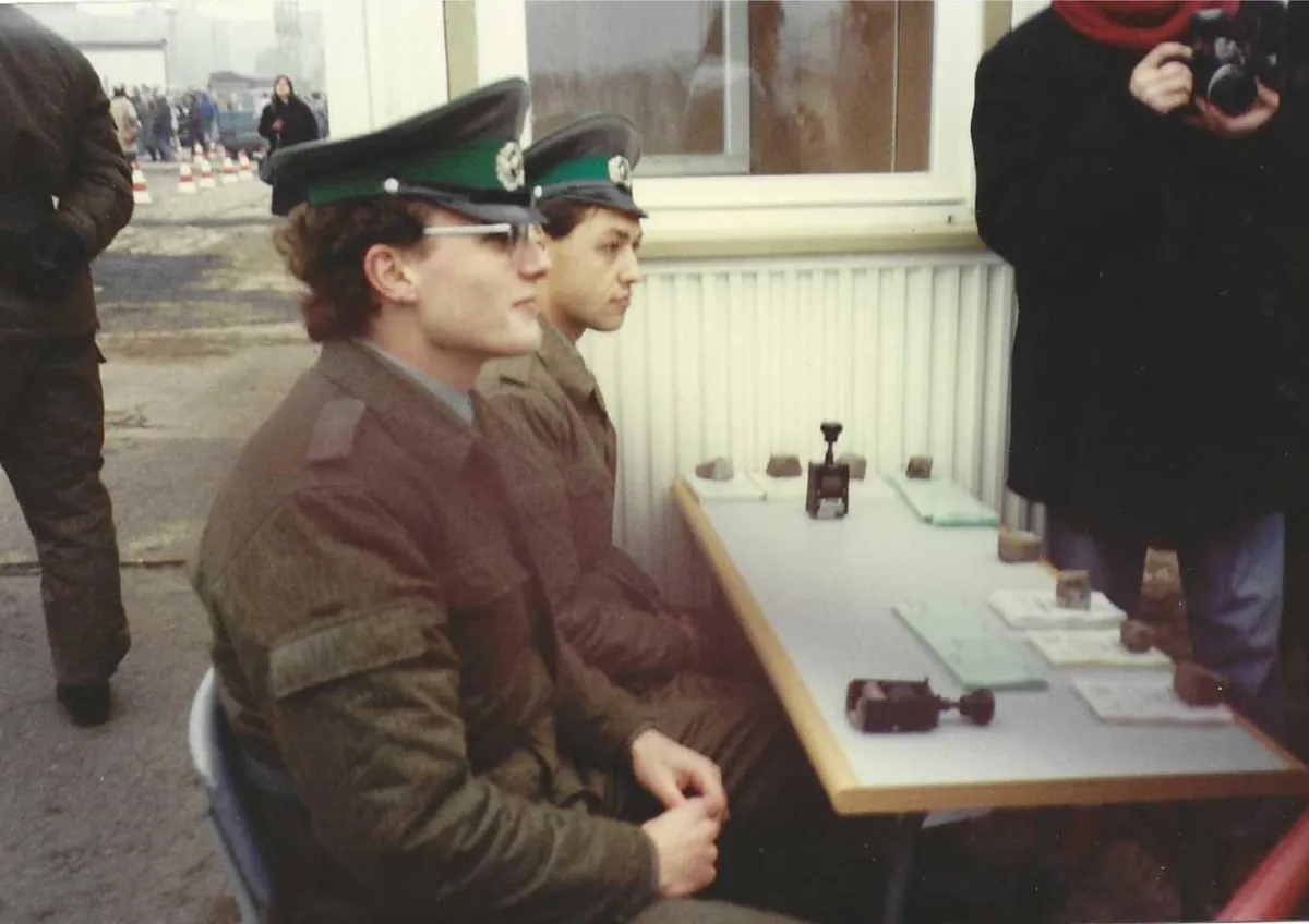 Unseen photos from inside East Berlin the day the Berlin Wall fell