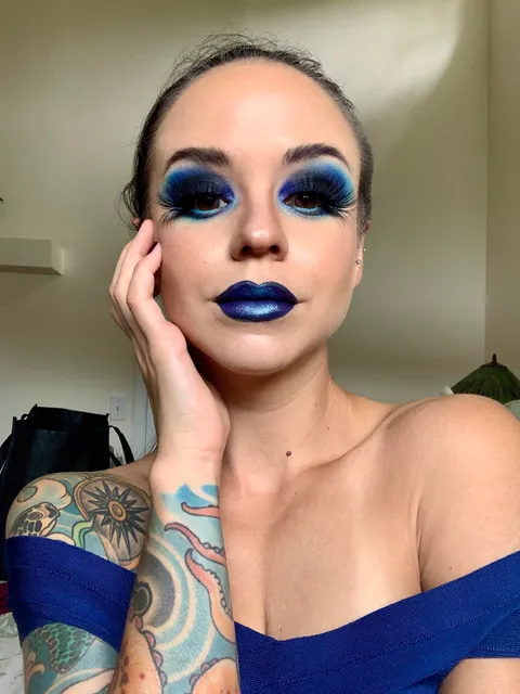 I’m blue, da ba dee da ba daa!