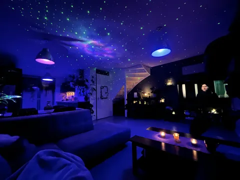 Made my living room extra cozy during the dark winter time ☺️