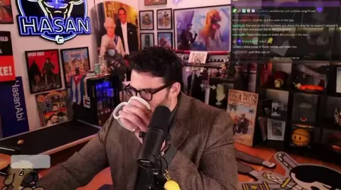 Hasan joins in on the meme and “Shock’s Kaya”