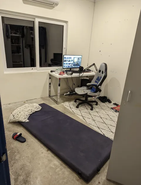 Very epic gamer setup