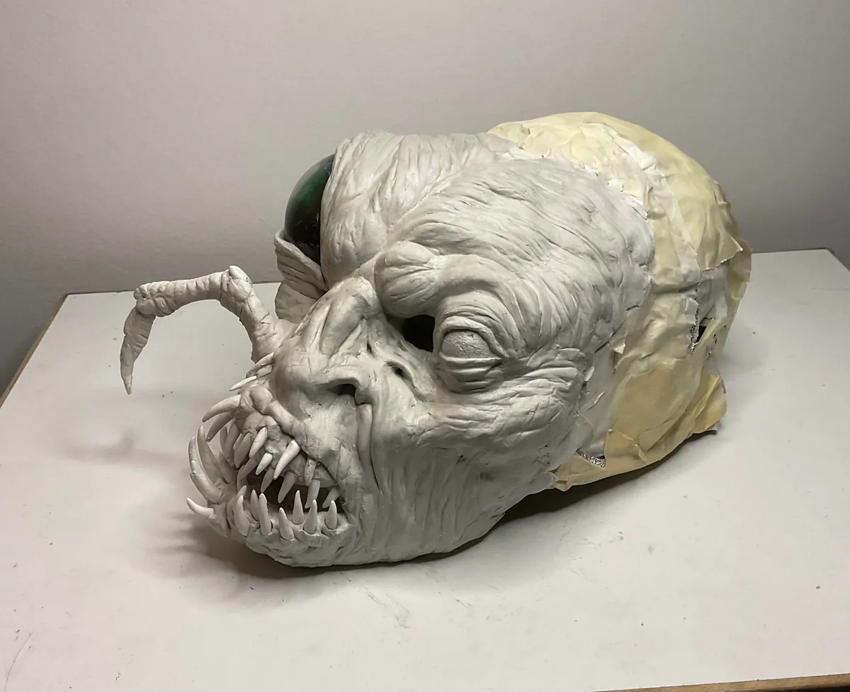 Here’s an insectoid mutant mask I’m working on with air-drying clay.