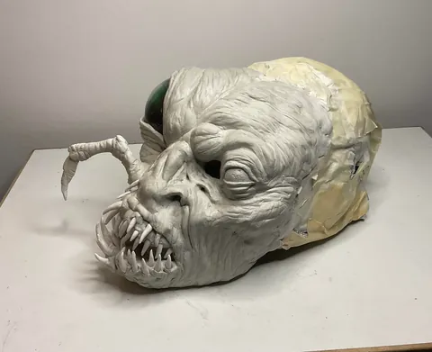 Here’s an insectoid mutant mask I’m working on with air-drying clay.