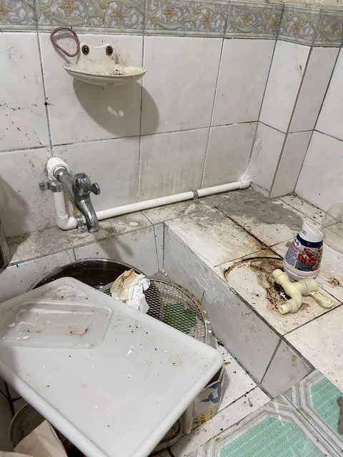 When plumbers reinstall pipes and they leave this mess