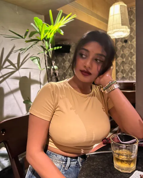 gorgeous Indian girl