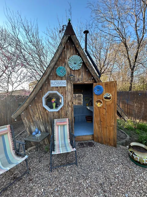 Fairy Shed…..just painted the interior.