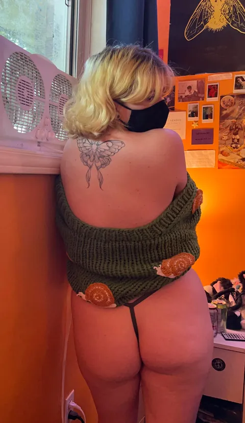 anybody want a boy like me 🥺💕🍑🏳️‍⚧️