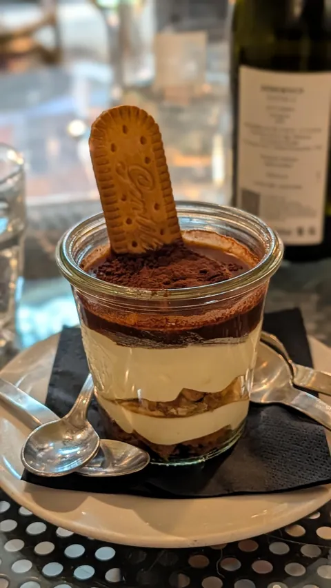 I ate 10 Tiramisus in Rome, here's my ranking!