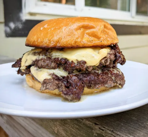 [Homemade] Backyard Burger