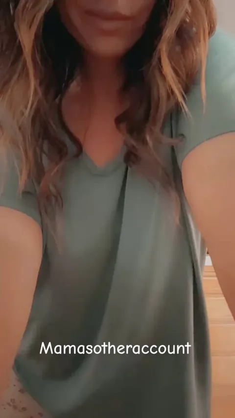 Mom tits