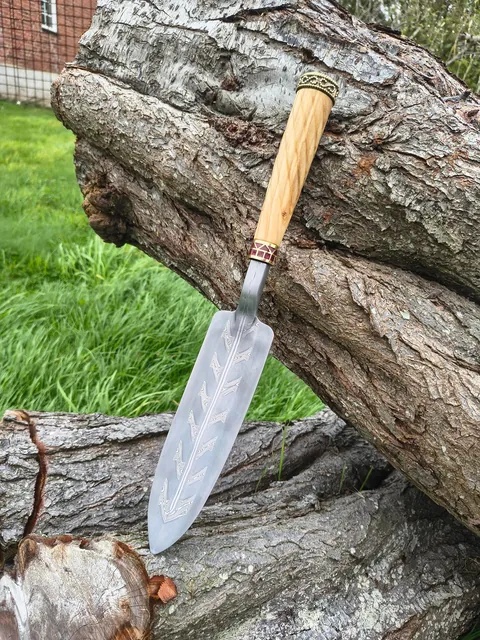 A silly little project I made a while ago, thought someone here might line the idea