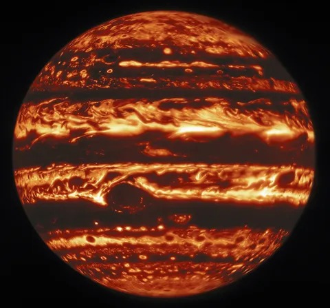 Stunning image of a "burning" Jupiter, captured in infrared
