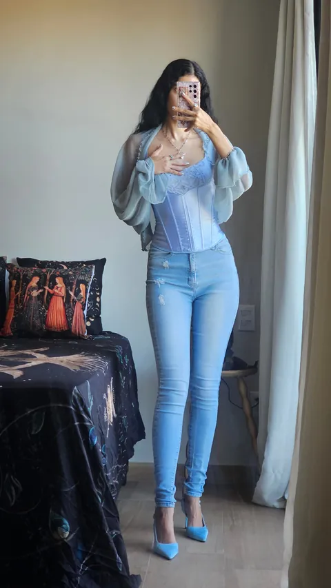 Would you consider this casual romantic?