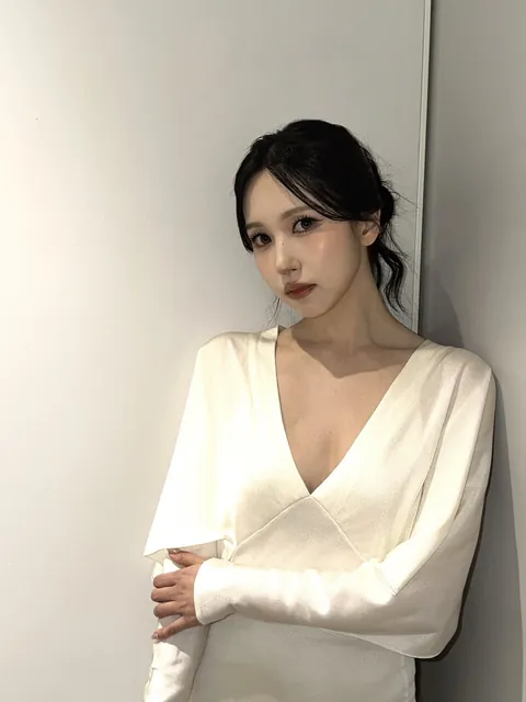 TWICE - Mina