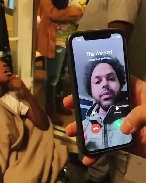 Elijah Patrick Williams passed away on march 27 but his family made sure he wouldn’t be gone without meeting his favorite artists: The Weeknd and J. Cole 😢❤️