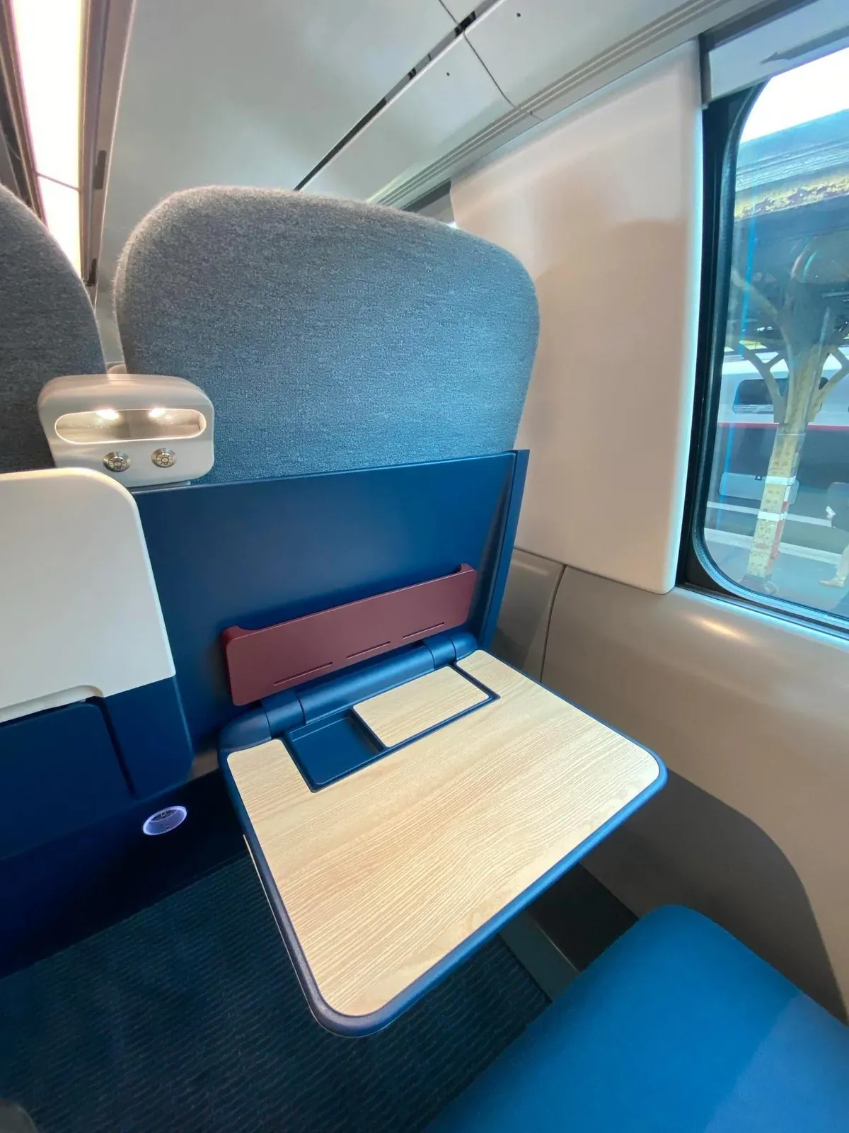 La SNCF a dévoilé hier les intérieurs du futur TGV M !