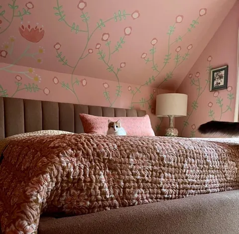 A round up of all the ways I have used hand painted florals in my home.