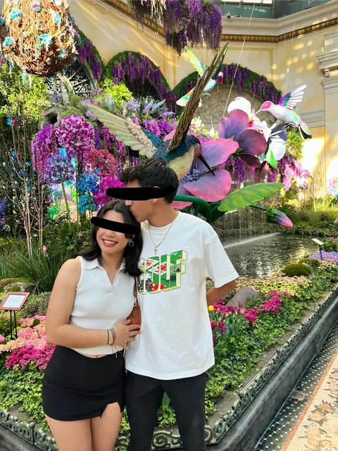 Visiting LA weekend of April 17-19. Hoping to meet a nice couple or bi girl to have a good connection with and some drinks [MF4MF] [MF4F] [26/25]
