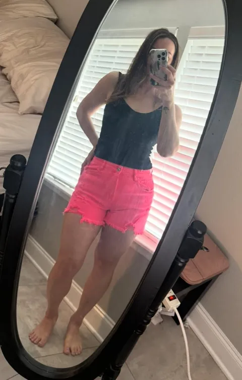 Going husband hunting at the playground… wish me luck