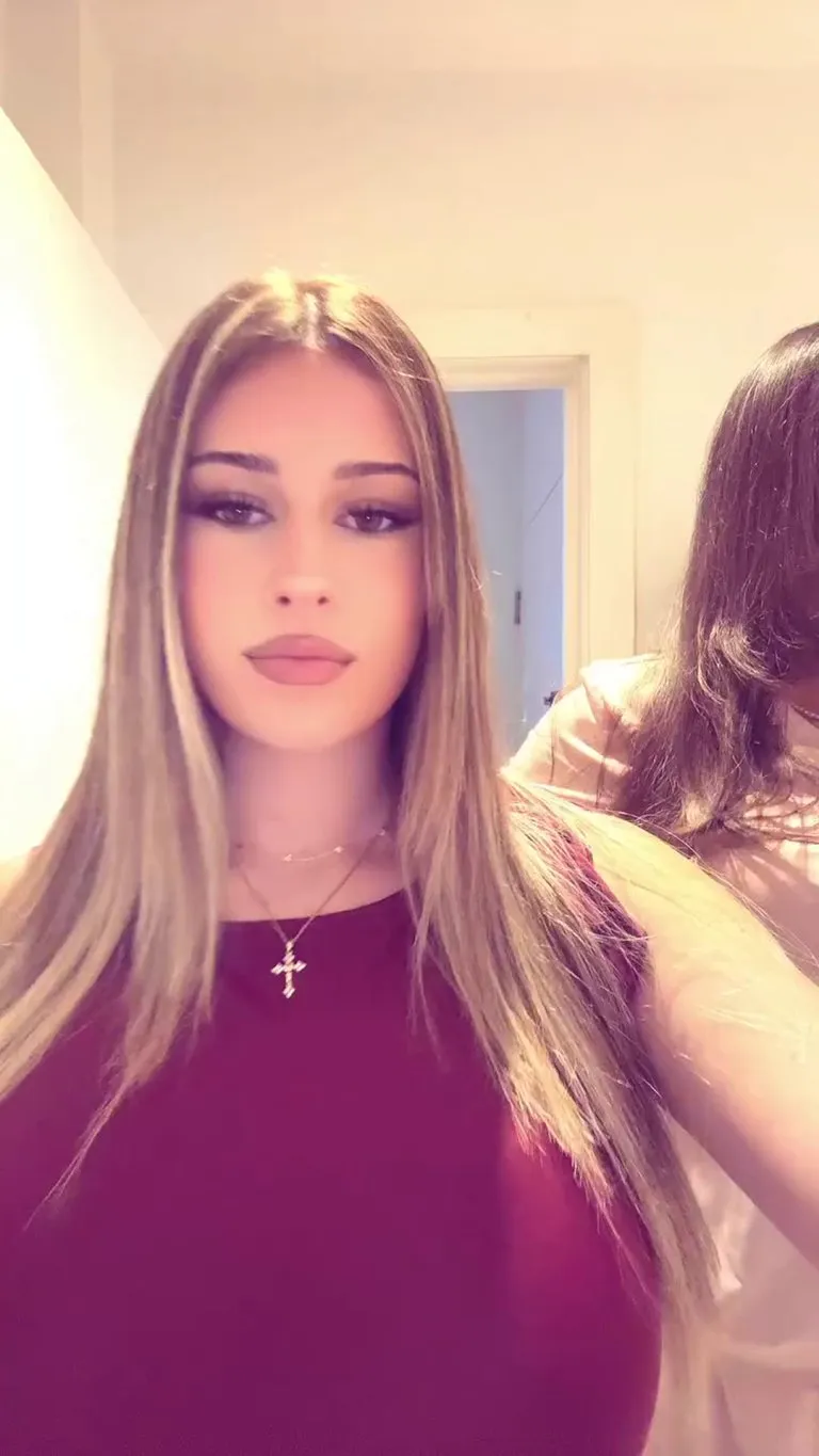 How long did it take you to notice the necklace?