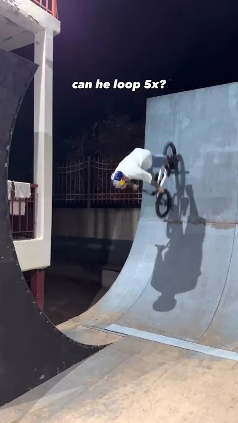 George Ntavoutian 5x Loop