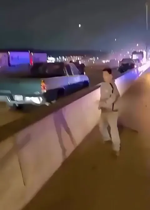 Man witnesses the 133 car pileup during the 2021 Texas freeze