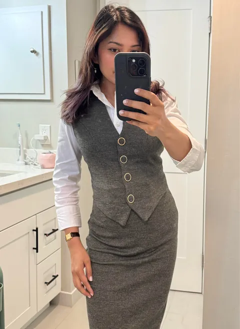 Mondays work outfit. Fall fashion has officially started 😊