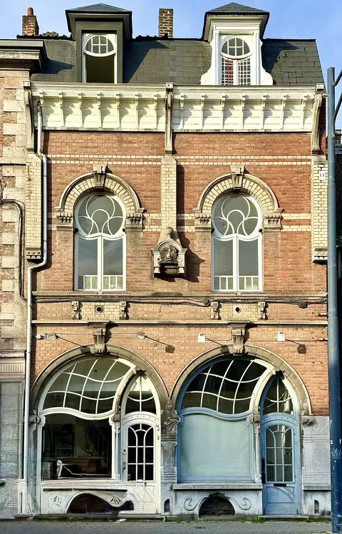 Hypnotic art nouveau windows, Namur BE