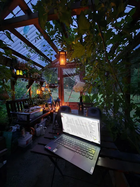 Greenhouse hangout