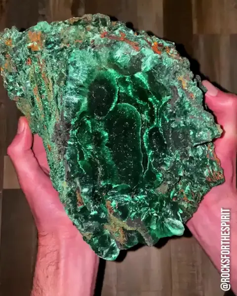 Raw Velvety Malachite