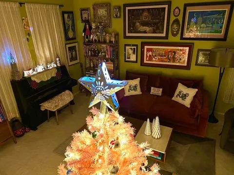 My pink Christmas tree in the living room