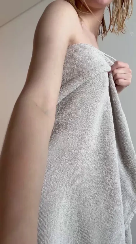 freshly washed, your fun snack is ready to serve :) [F]