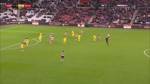 Leeds' keeper with an absolute howler in the last minute of the game