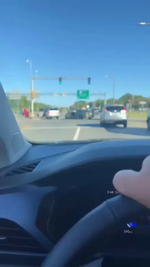 Bostonian happens upon a car accident…