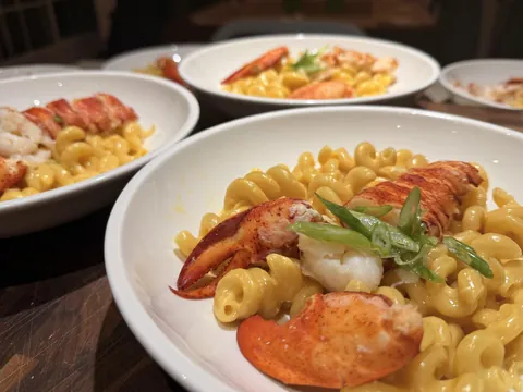 [Homemade]Lobster Mac and Cheese