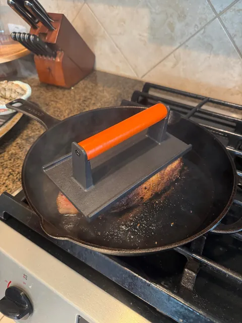 [homemade] steak, shrimp and seasoned fries