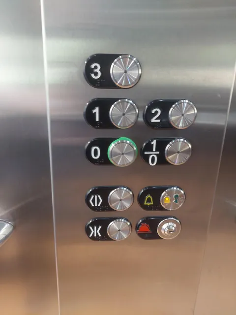 There's a floor between floors 0 and 1 at my workplace