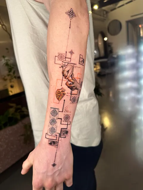 "Entelechy" - by Ege Onat Gezer at Atelier Eva in Brooklyn. 6 hours. Them eyes!