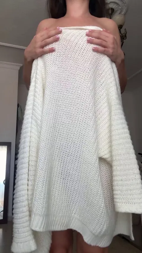 Revealing my so fertile body for you
