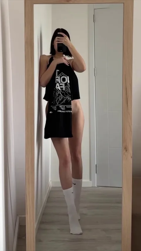 Mirror view of my natural curves