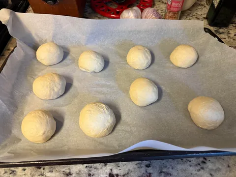 [Homemade] Smoked beef sandwich on pretzel bun