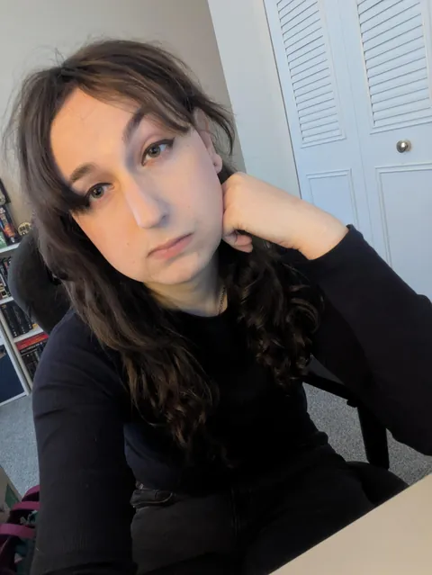 How to look like a real girl and not a man wearing makeup? 😭
