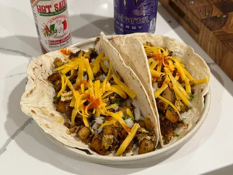 [homemade] chorizo, potato and eggs