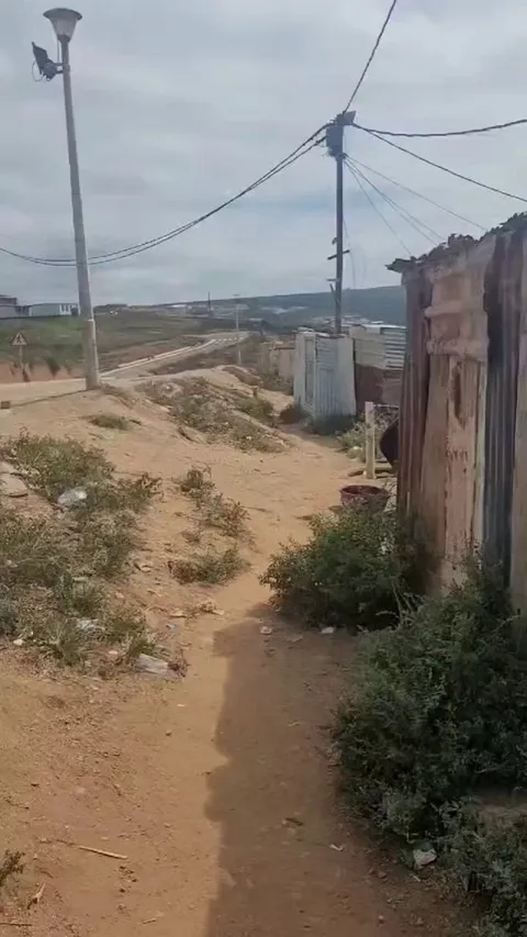 School kid in South Africa using sats as unit of account. Future is bright!