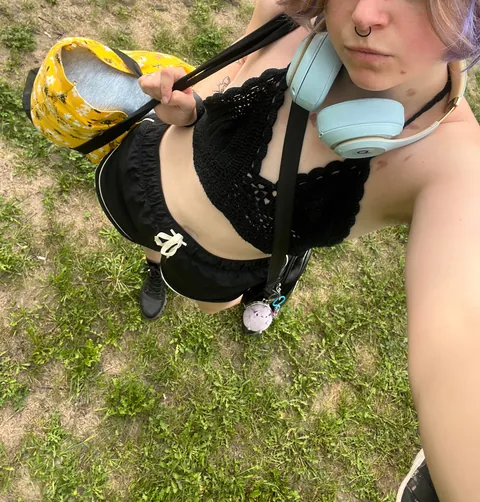 i hope 5’4 isn’t too short to be a femboy 🍑🏳️‍⚧️🥺👉👈